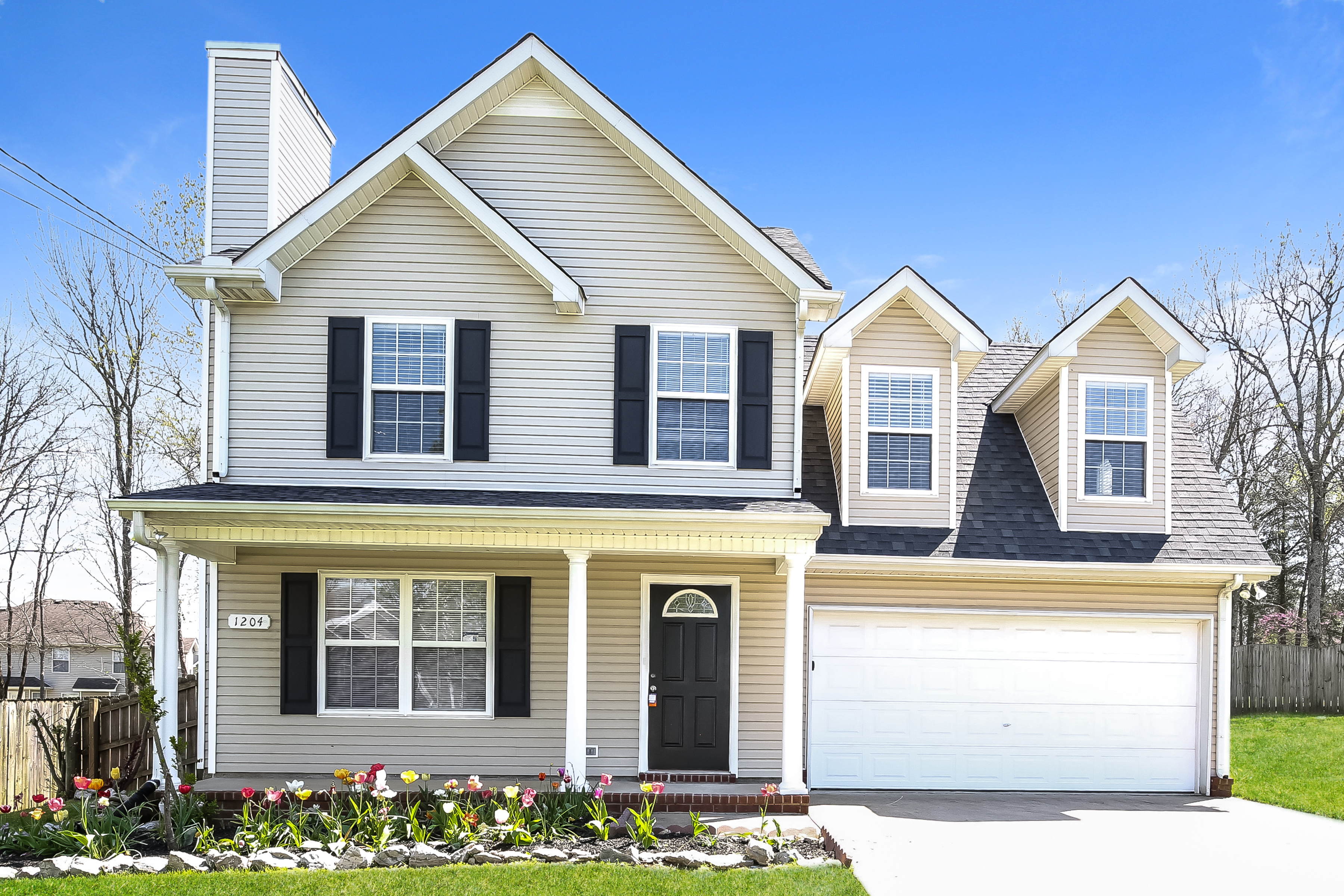 1204 LASALLE CT SMYRNA, TN 37167